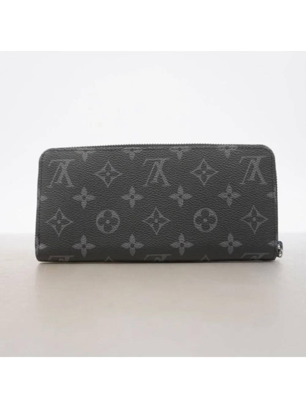 Louis Vuitton Wallet Monogram Eclipse Zippy Horizontal Black
